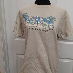 Women's Door County Beach Tshirt Size Medium